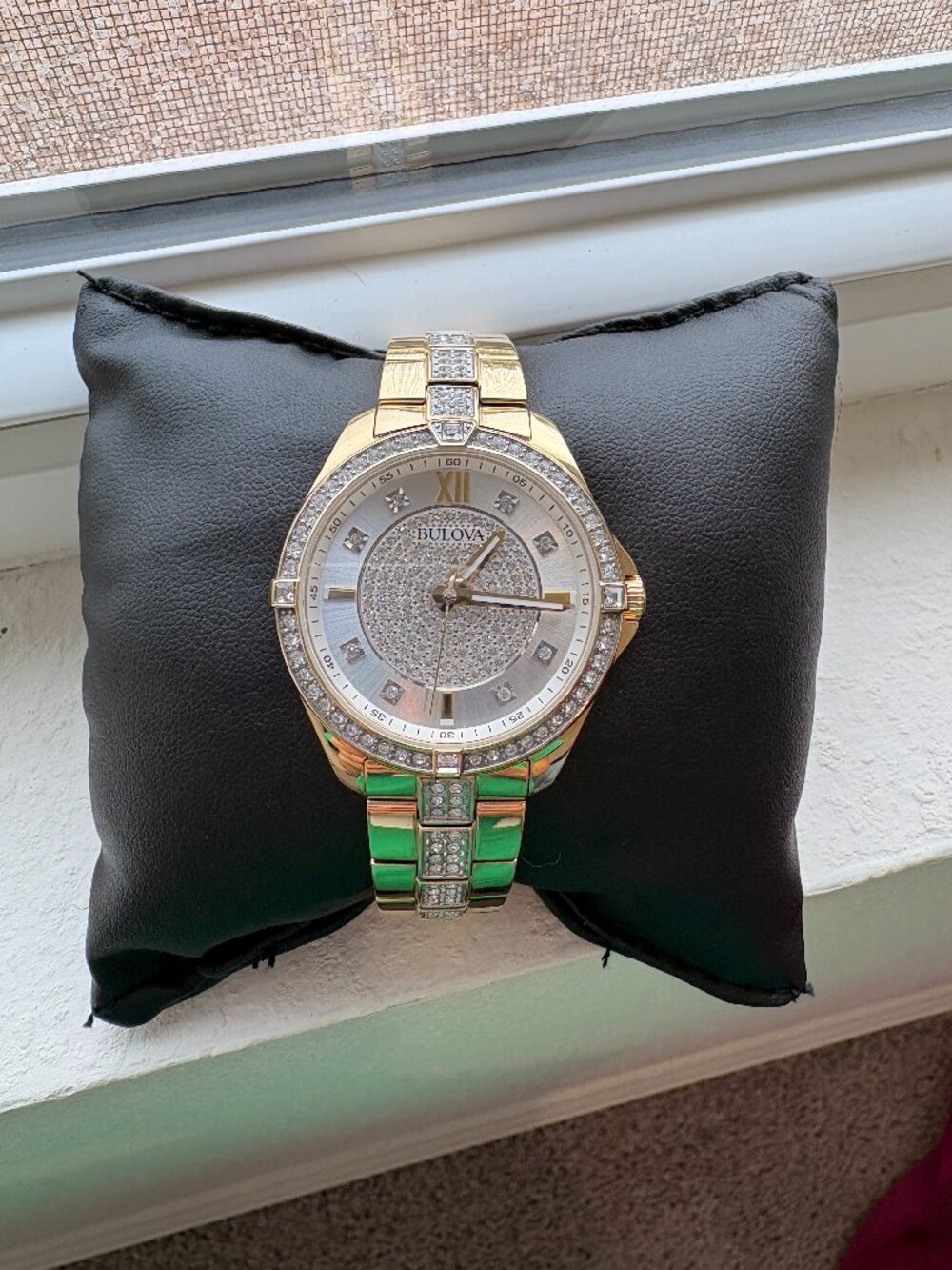 Bulova Ladies Crystal Quartz Gold Tone Watch 98L228